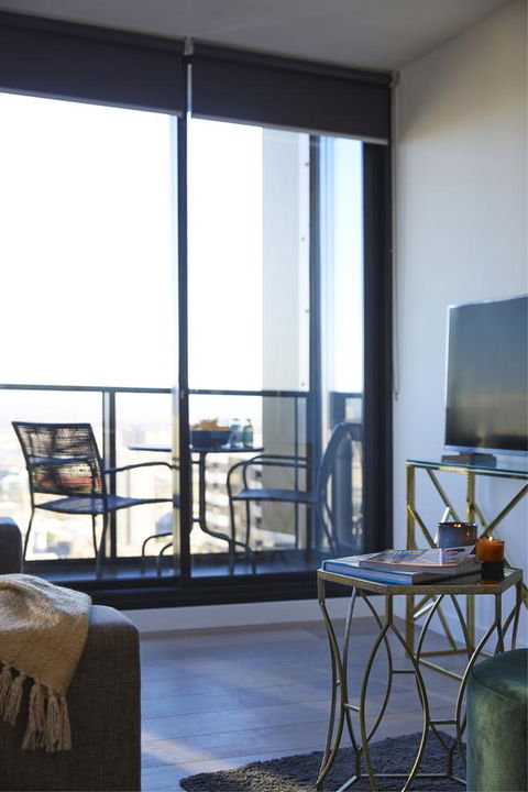 Empire Melbourne Central By Apartments Of Melbourne - Accommodation Main Beach 7