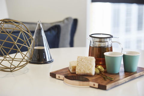 Empire Melbourne Central By Apartments Of Melbourne - Accommodation Main Beach 12