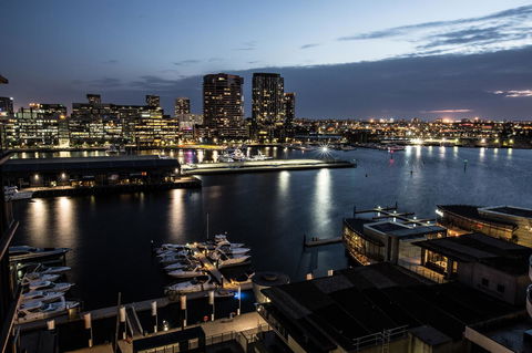 Accent Accommodation@Docklands - Accommodation Main Beach 0