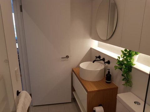 Ivanhoe Apartments - Accommodation Main Beach 24