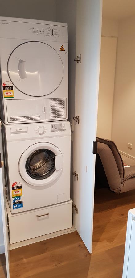 Ivanhoe Apartments - Accommodation Main Beach 6