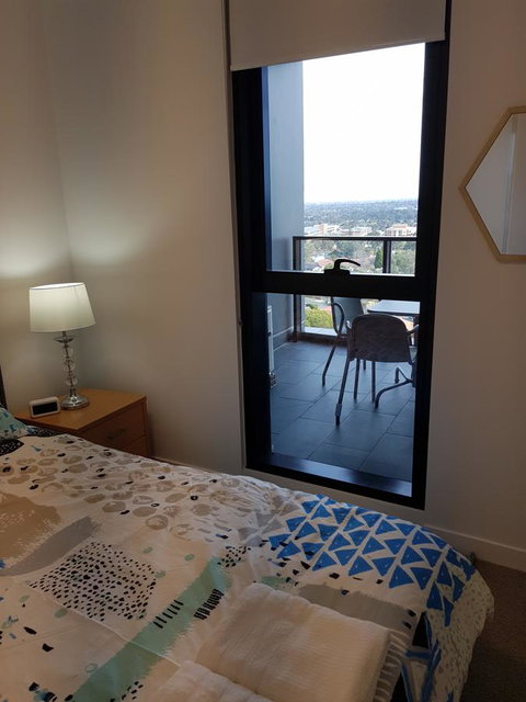 Ivanhoe Apartments - Accommodation Main Beach 21