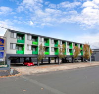 Melbourne's Princes Park Hotel - Accommodation Main Beach