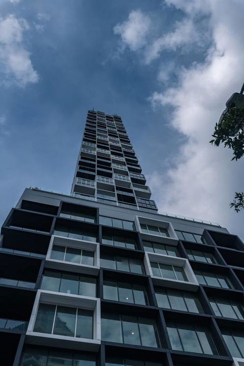 International 2 Bed 2 Bath Apartment - Accommodation Main Beach 14