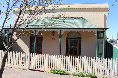 Abbey View - Accommodation Main Beach 6