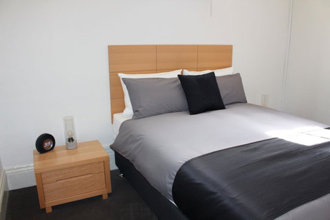 Abbey View - Accommodation Main Beach 14