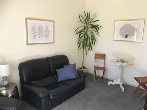Lakeside Conti Villas - Accommodation Main Beach 12