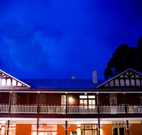 The Bridgetown Hotel - Accommodation Main Beach