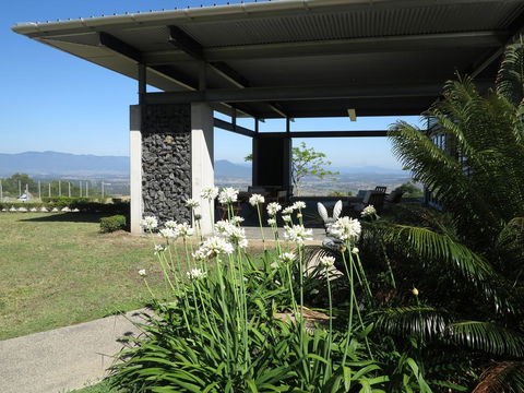 The Bunyip Retreat - Accommodation Main Beach 0