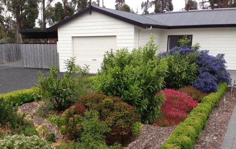 The Cosy Cottage - Accommodation Main Beach 0