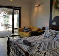 The Courtyard - Accommodation Main Beach