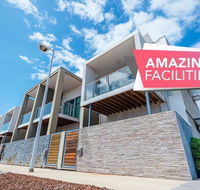 The Cove  New Port-Pool - Spa - Sauna - Gym  More - Accommodation Main Beach