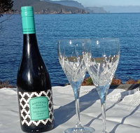 the cove... on the rocks at Port Arthur - Accommodation Main Beach