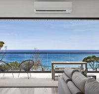 The Cube - Striking Architectural Showpiece - Accommodation Main Beach