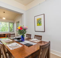 The Curtin Family Home - Accommodation Main Beach