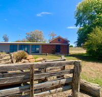 The Daydawn Dairy - Perched High Simple Living  What a View - Accommodation Main Beach