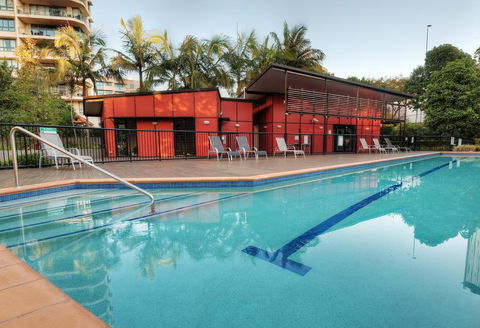 The Docks On Goodwin - Accommodation Main Beach 1