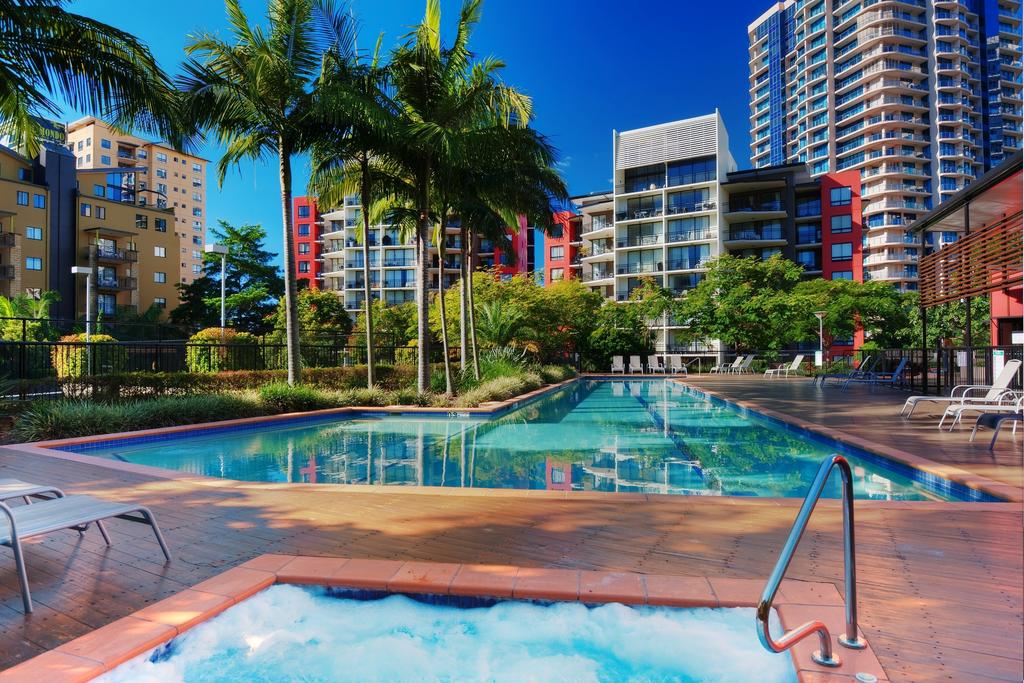 Kangaroo Point QLD Accommodation Main Beach
