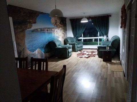 The DOLPHIN PLACE - Accommodation Main Beach 1