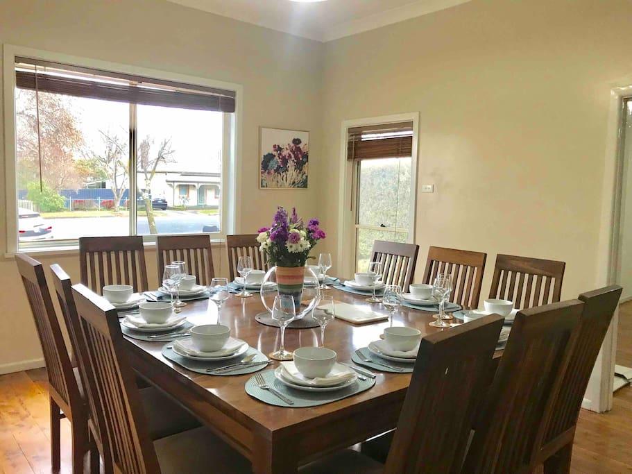 Accommodation Main Beach