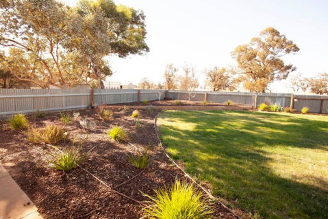 The Farmhouse. - Accommodation Main Beach 3