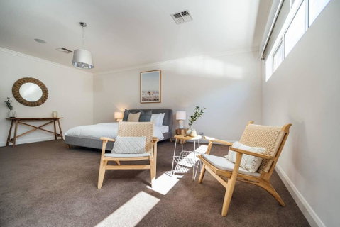 The Grand Oasis - Pool - Wifi - Mins From Beach - Accommodation Main Beach 2