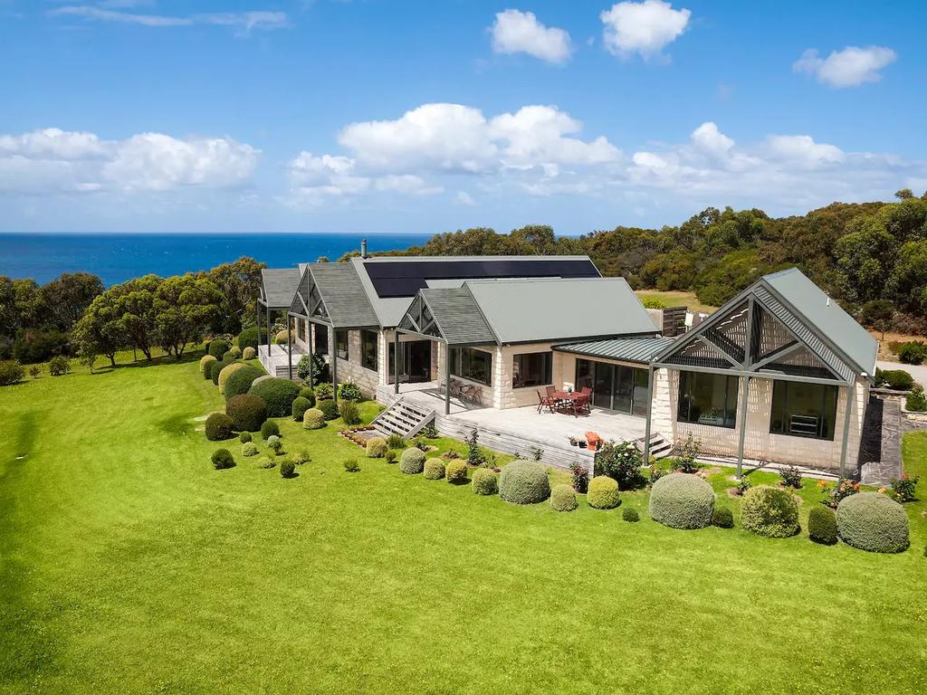 Marengo VIC Accommodation Main Beach