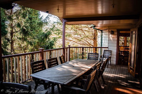 The Hidden Gem - Accommodation Main Beach 3