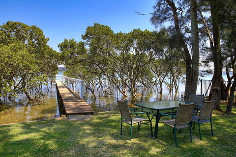 The Jetty At Culburra Beach - Pet Friendly Waterfront - Accommodation Main Beach 3