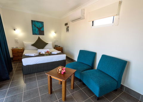 The Leprechaun Resort - Accommodation Main Beach 1
