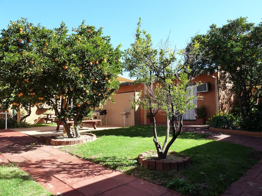  Accommodation Main Beach