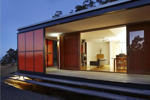 The Orange House - Accommodation Main Beach 0
