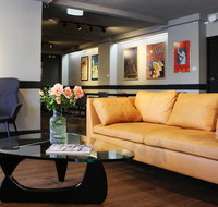 The Oriana Orange - Accommodation Main Beach