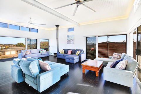 The Palings At Culburra - Pet Friendly - Accommodation Main Beach 2