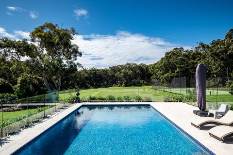 The Pavilion, Killcare - Accommodation Main Beach 2