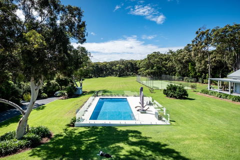 The Pavilion, Killcare - Accommodation Main Beach 1