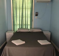 The Pink House - Accommodation Main Beach