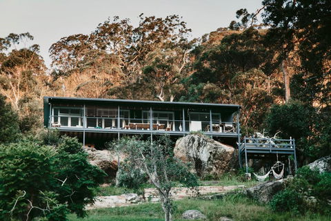 The Retreat At Coasters - Accommodation Main Beach 1