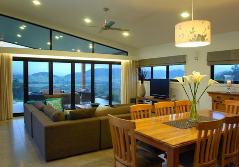 The Ridge Gloucester - Accommodation Main Beach 2