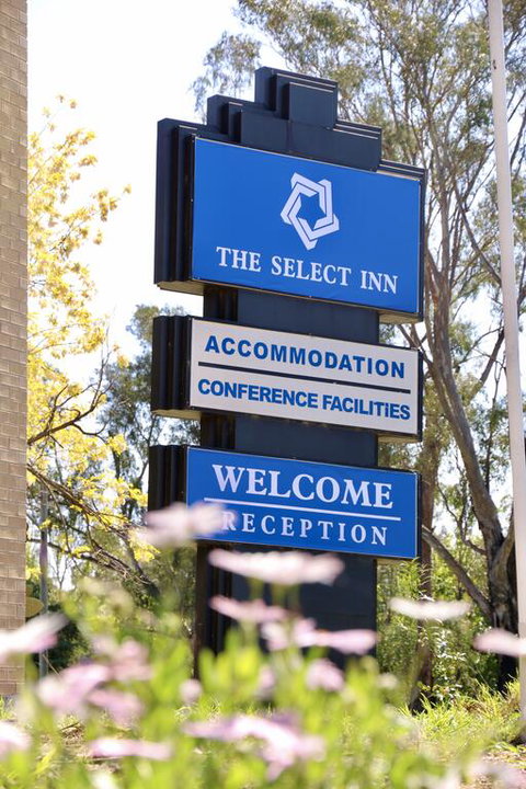 The Select Inn Penrith - Accommodation Main Beach 3