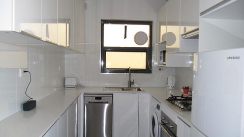 The Somerton Beach Retreat - Accommodation Main Beach 3