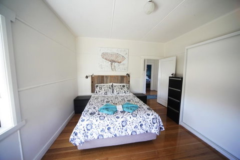 The Tickled Trout - Accommodation Main Beach 2