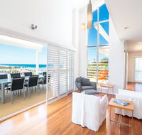 The White House - Central Coolum with Spectacular Ocean Views and WiFi - Accommodation Main Beach