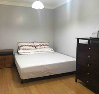 Thomastown antique house en-suite room - Accommodation Main Beach