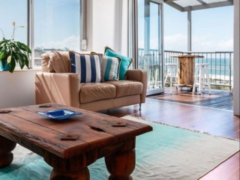Three Bays Coolum - Accommodation Main Beach 0