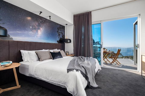 Tinderbox Retreat - Accommodation Main Beach 0