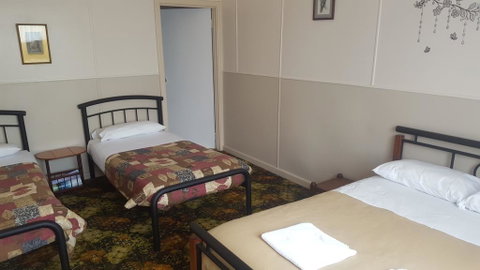 Tingle All Over Budget Accommodation - Accommodation Main Beach 2