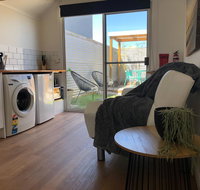 Tiny Tom - Hidden beside the river Mersey - Accommodation Main Beach