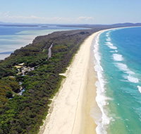 Tiona Holiday Park - Accommodation Main Beach