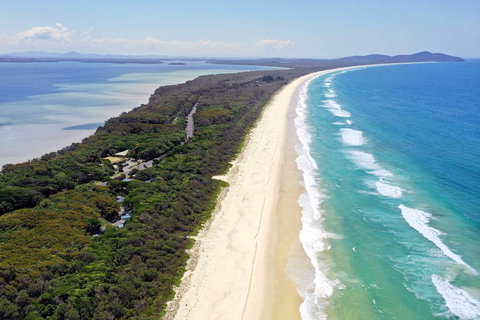 Tiona Holiday Park - Accommodation Main Beach 0